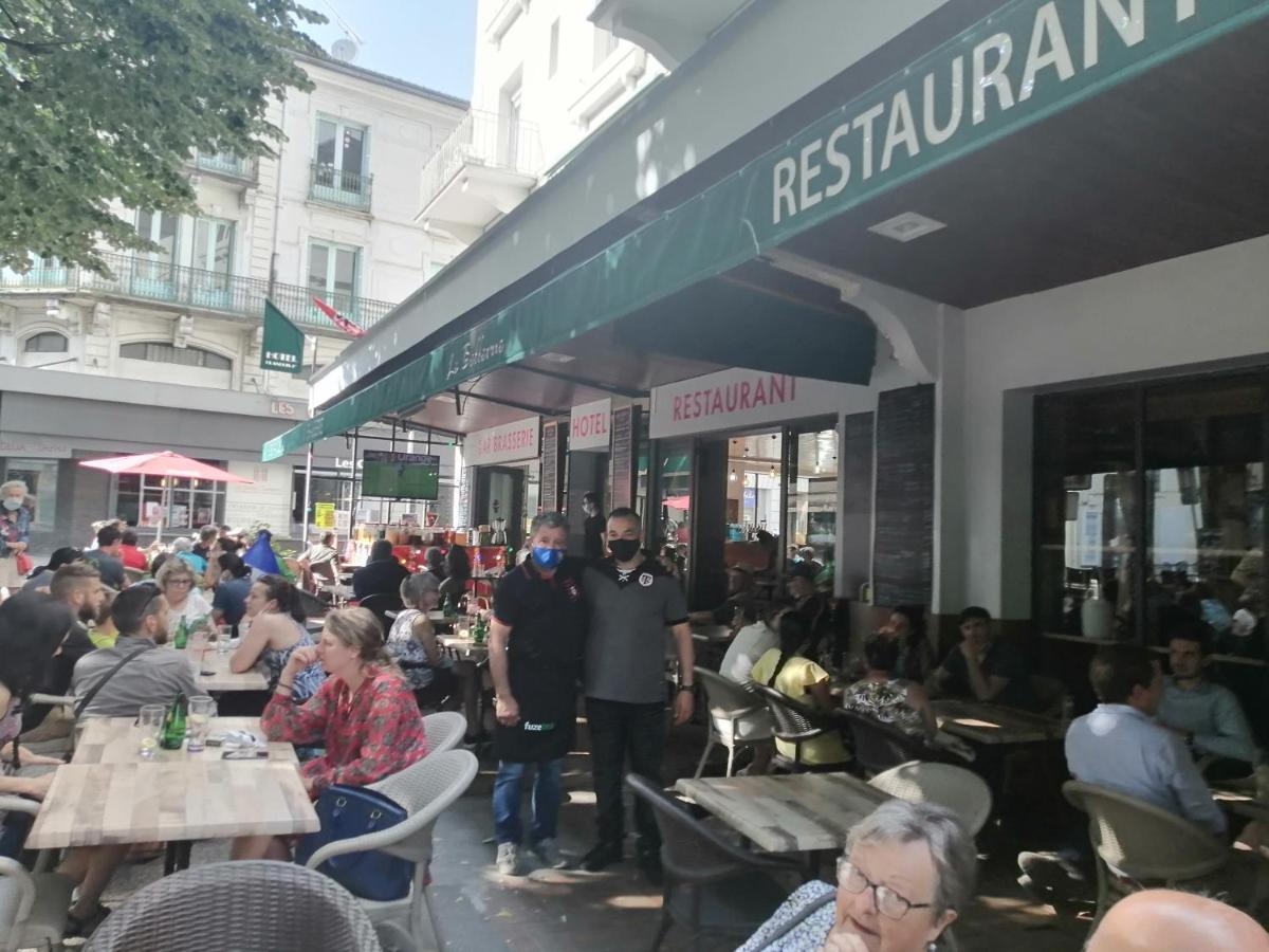 Hotel Francois Ier Bagneres-de-Luchon ภายนอก รูปภาพ